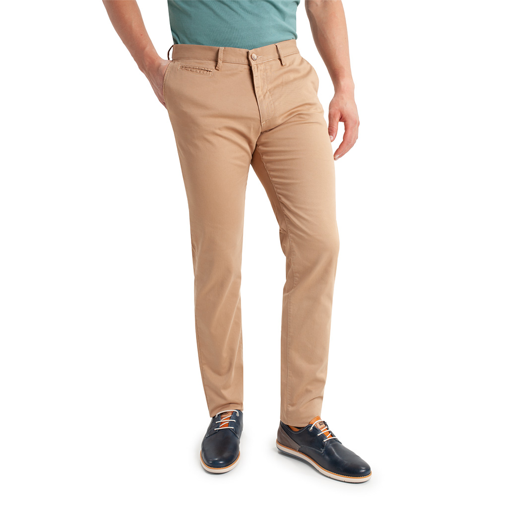 Pantalón Sport hombre marca TCH tipo chino en colores en Algodón con lycra elástico. Slim fit