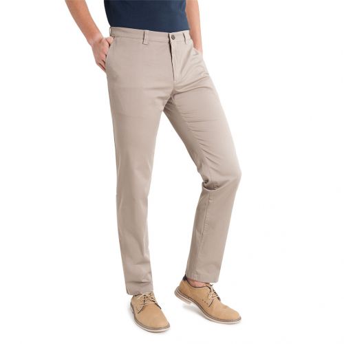 Color beig marrón tierra - Pantalón TCH sport chino, fabricado en gabardina fina elástica algodón con lycra REGULAR